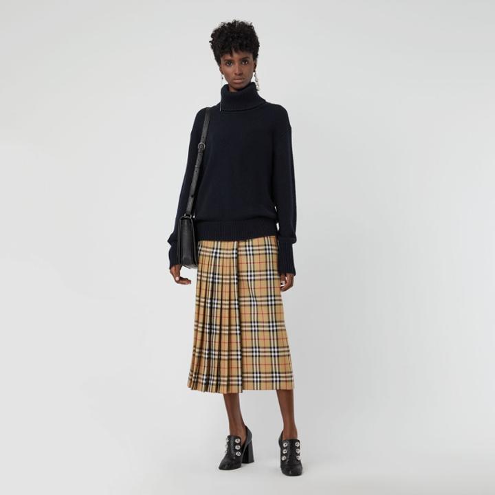 Burberry Burberry Archive Logo Appliqu Cashmere Roll-neck Sweater, Blue