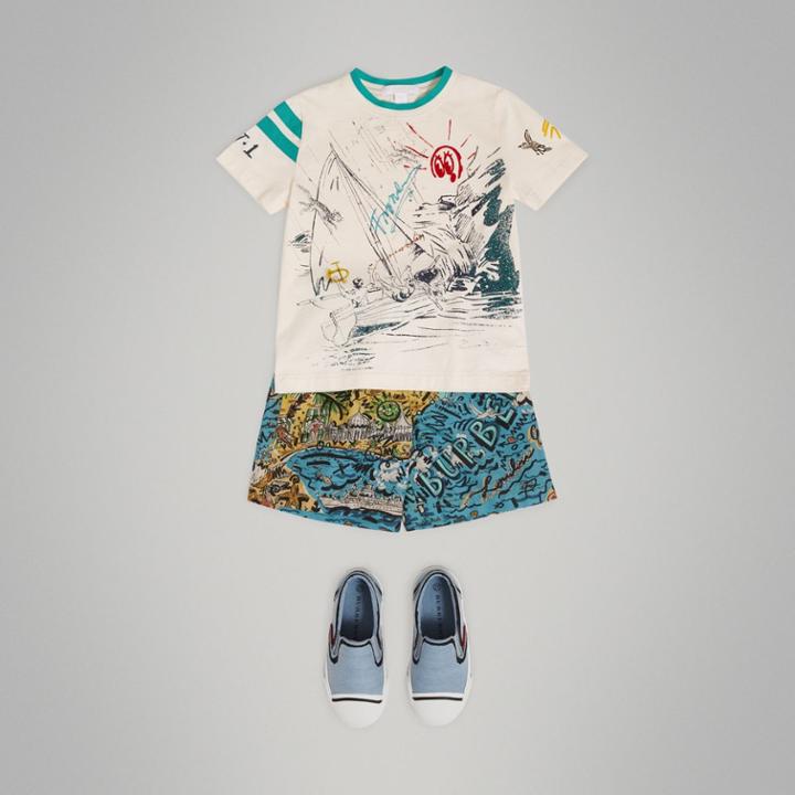 Burberry Burberry Adventure Motif Cotton T-shirt, Size: 10y