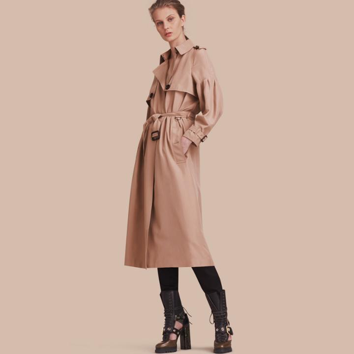 Burberry Burberry Oversize Silk Trench Coat With Puff Sleeves, Size: 06, White