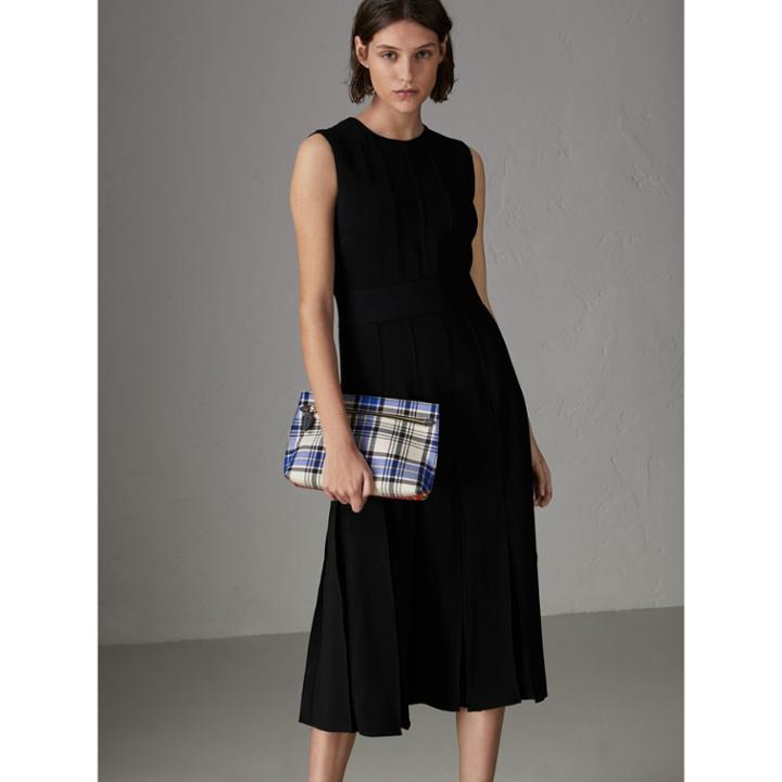 Burberry Burberry Sleeveless Pleat Detail Georgette Dress, Size: 04, Black