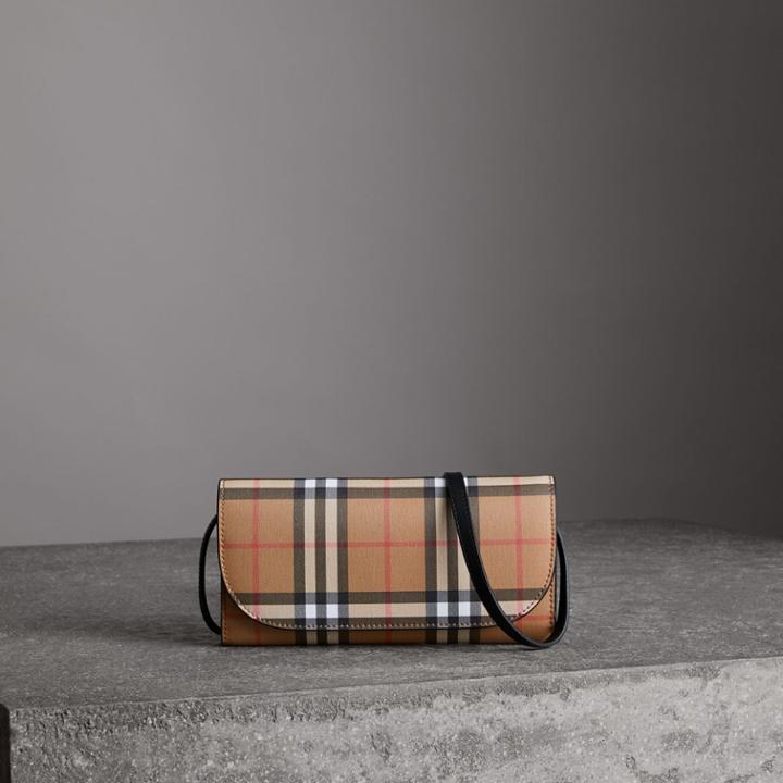 Burberry Burberry Detachable Strap Vintage Check Leather Wallet, Black