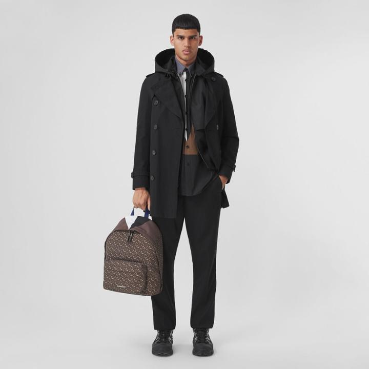 Burberry Burberry The Short Wimbledon Trench Coat, Size: 44, Black