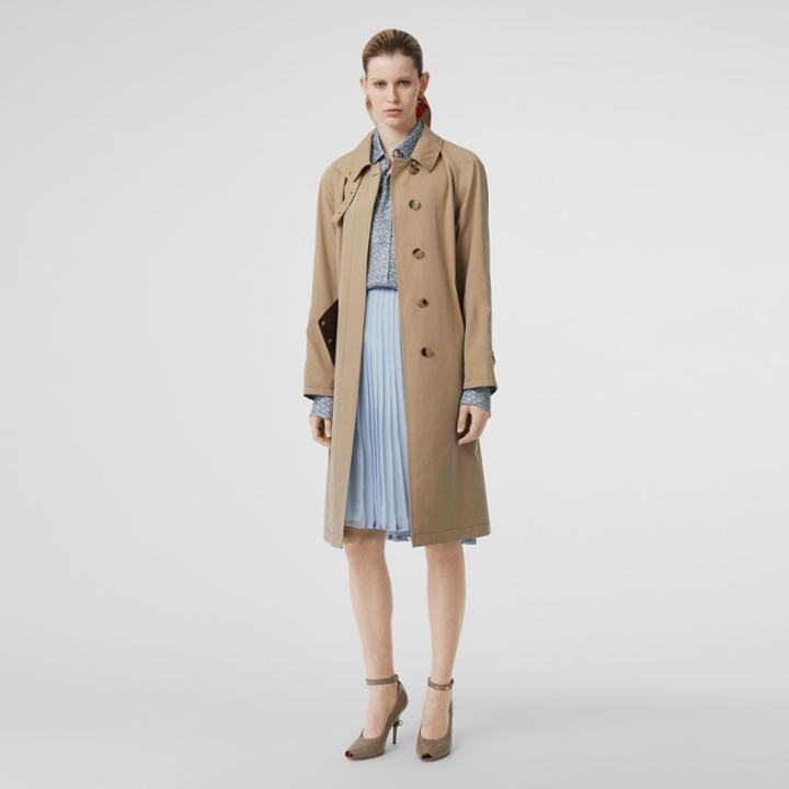 Burberry Burberry Contrast Trim Pleated Skirt, Size: 00, Pale Blue