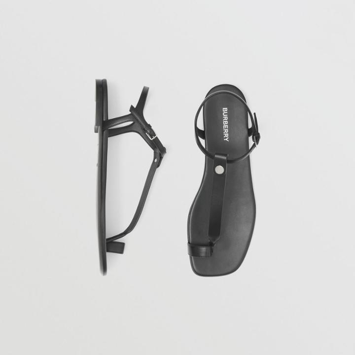Burberry Burberry Toe-ring Detail Leather Sandals, Size: 38