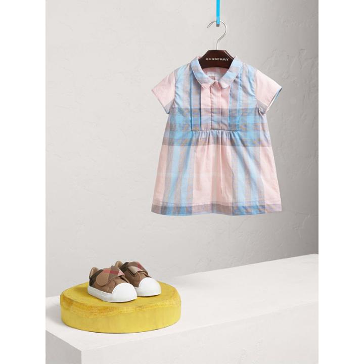 Burberry Burberry Pleated Bib Check Cotton Dress, Size: 3y