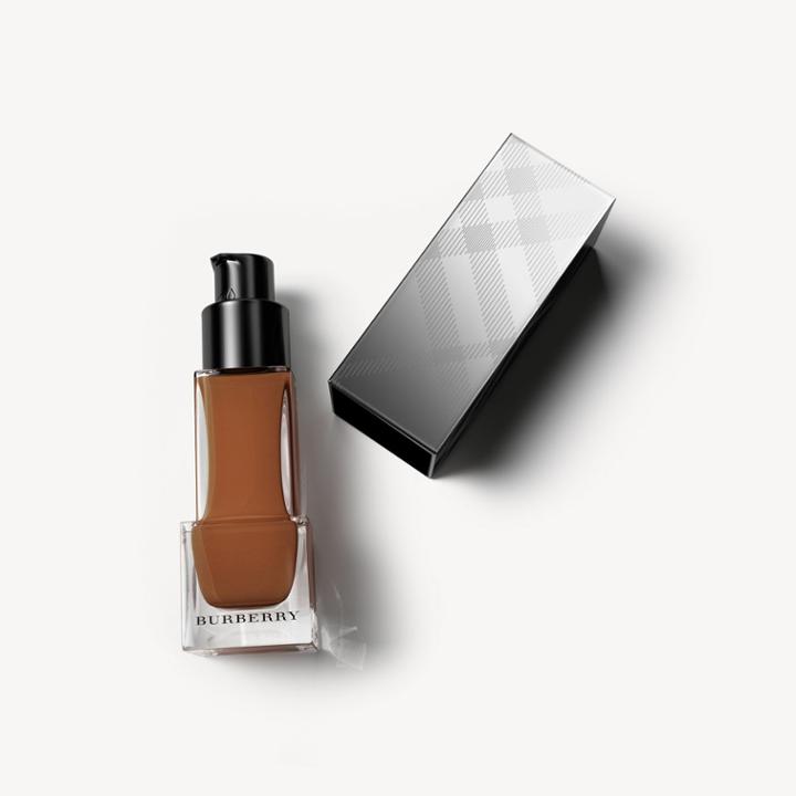 Burberry Burberry Fresh Glow Foundation Spf 15 Pa+++ - Chestnut No.60, Chestnut 60