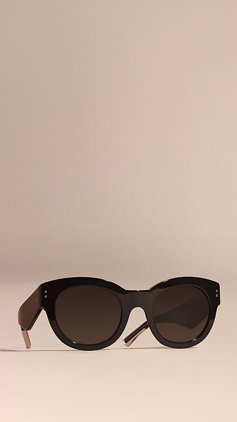 Burberry Prorsum Cat-eye Sunglasses
