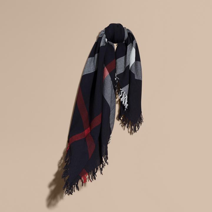 Burberry Burberry Check Wool Square - Large, Blue