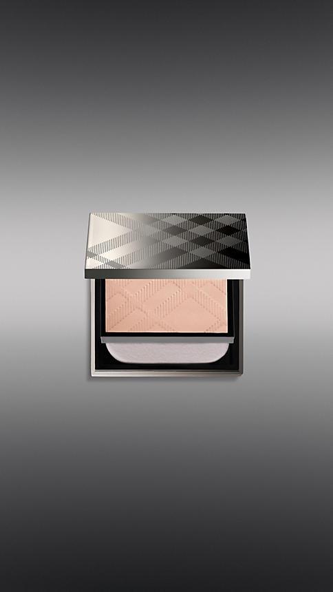 Burberry Sheer Compact Foundation - Trench No.02