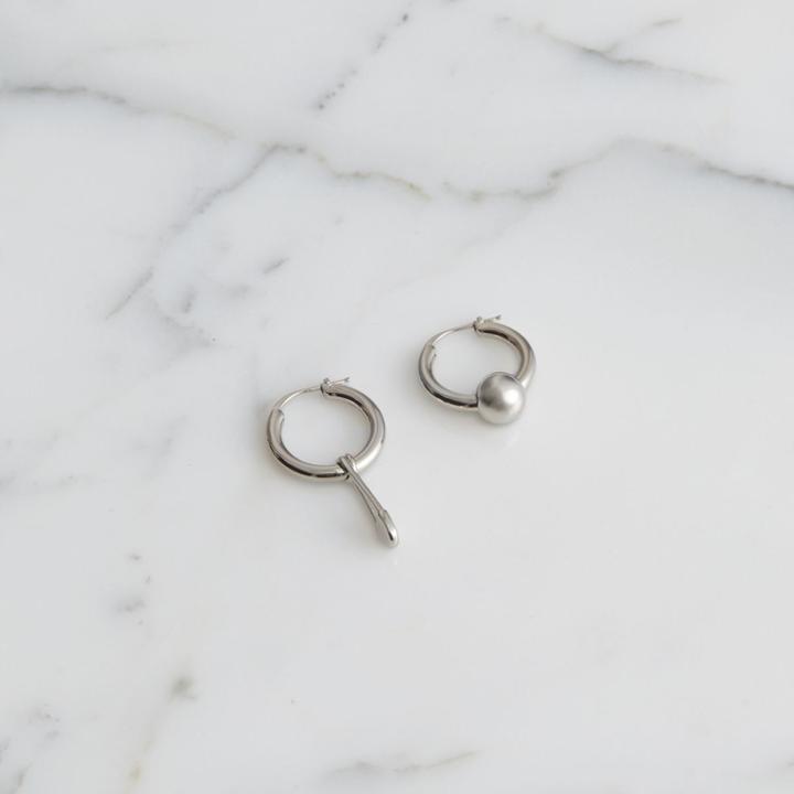 Burberry Burberry Kilt Pin And Charm Palladium-plated Hoop Earrings