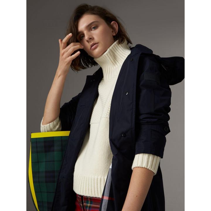Burberry Burberry Detachable Hood Showerproof Car Coat, Size: 04