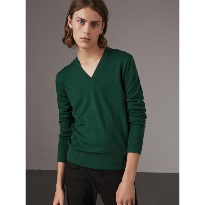 Burberry Burberry Check Detail Merino Wool V-neck Sweater, Size: Xxl