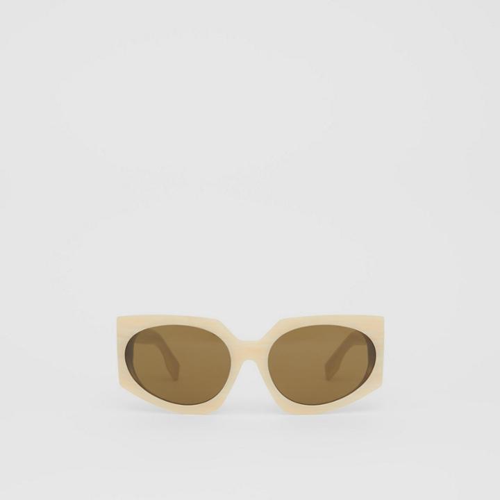 Burberry Burberry Geometric Frame Sunglasses, Light Horn