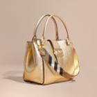 Burberry Burberry The Medium Buckle Tote In Metallic Leather, Yellow