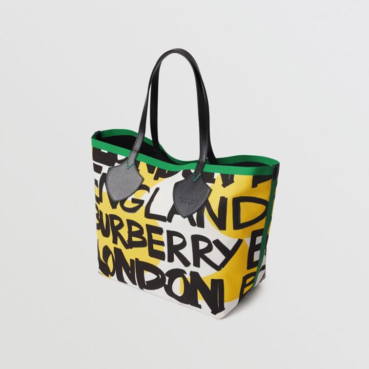 Burberry Burberry The Giant Tote In Graffiti Print Cotton
