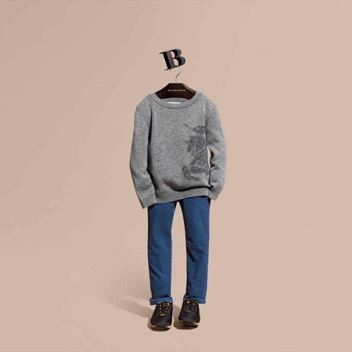 Burberry Burberry Equestrian Knight Detail Cashmere Sweater, Size: 12y, Grey