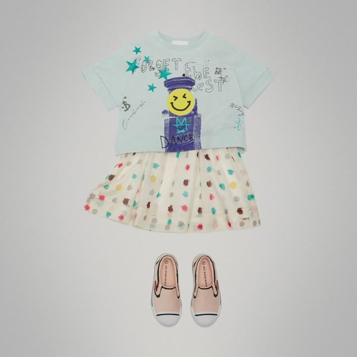 Burberry Burberry Smiley Face Print Cropped T-shirt, Size: 6y
