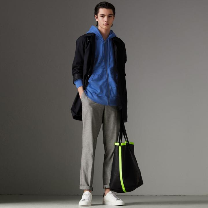Burberry Burberry Adventure Print Cotton Jersey Hooded Top, Size: L, Blue