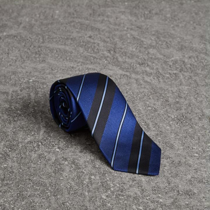 Burberry Burberry Modern Cut Striped Silk Tie