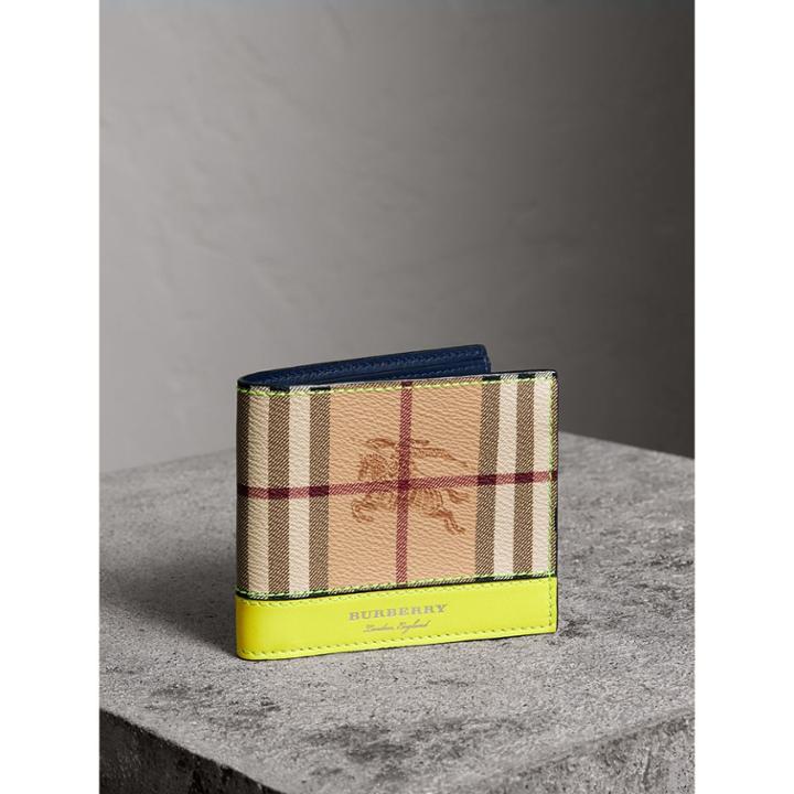 Burberry Burberry Haymarket Check International Bifold Wallet