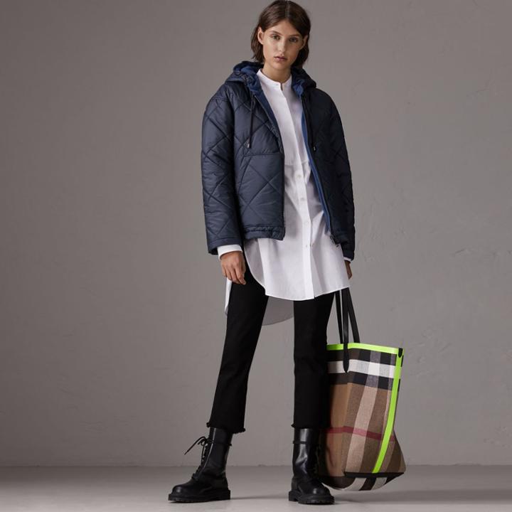 Burberry Burberry Reversible Diamond Quilted Hooded Jacket, Size: Xs
