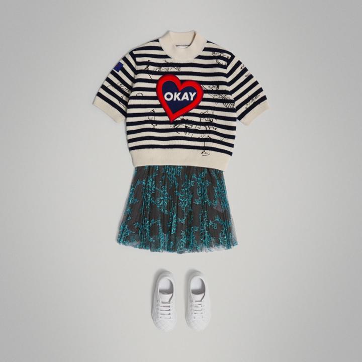Burberry Burberry Pleated Lace Skirt, Size: 6y
