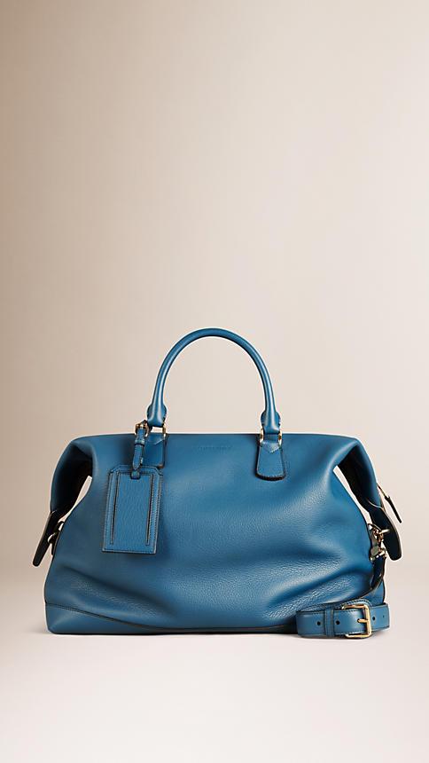 Burberry Grainy Leather Holdall