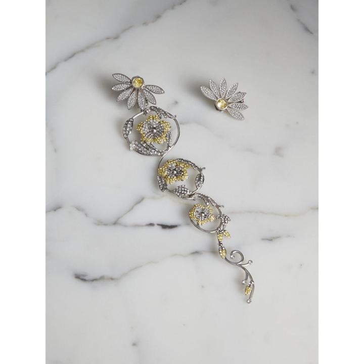 Burberry Burberry Long Crystal Half-daisy Drop Earring And Stud Set, Yellow