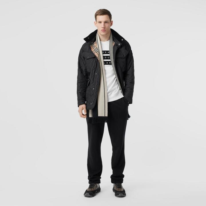 Burberry Burberry Packaway Hood Quilted Thermoregulated Field Jacket, Size: 38, Black