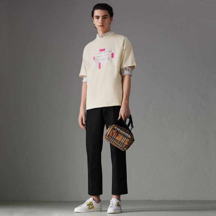 Burberry Burberry Sign Print Cotton T-shirt, Size: Xl