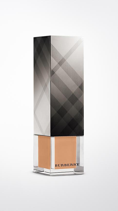 Burberry Fresh Glow Foundation Sunscreen Broad Spectrum Spf 12 -wam Nude No.34