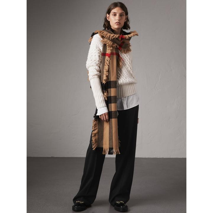 Burberry Burberry Wool Wide-leg Trousers, Size: 06, Black