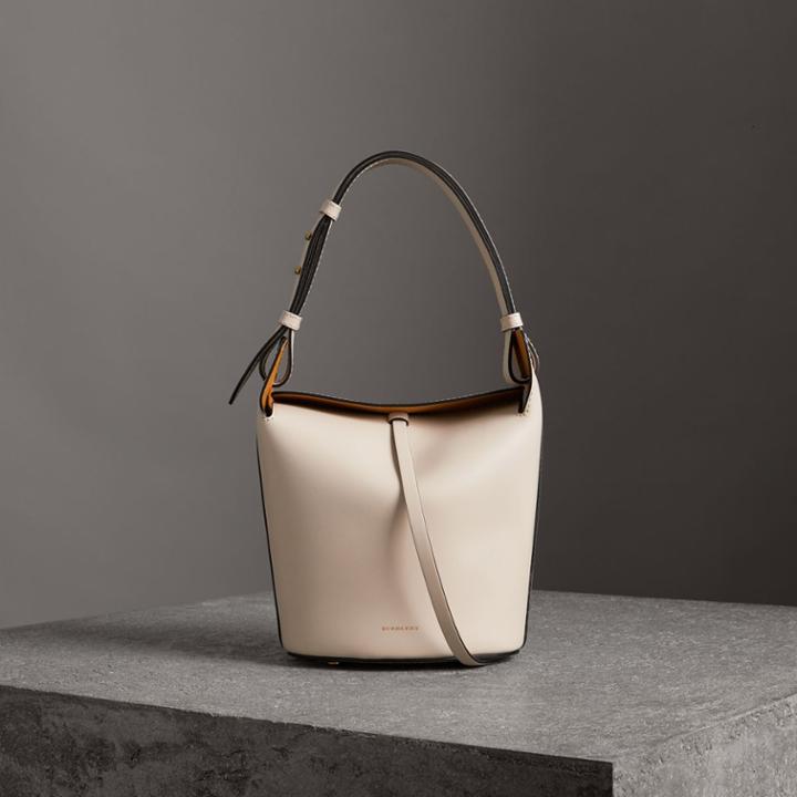 Burberry Burberry The Small Leather Bucket Bag, Grey