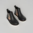 Burberry Burberry Vintage Check Detail Leather Chelsea Boots, Size: 27, Black