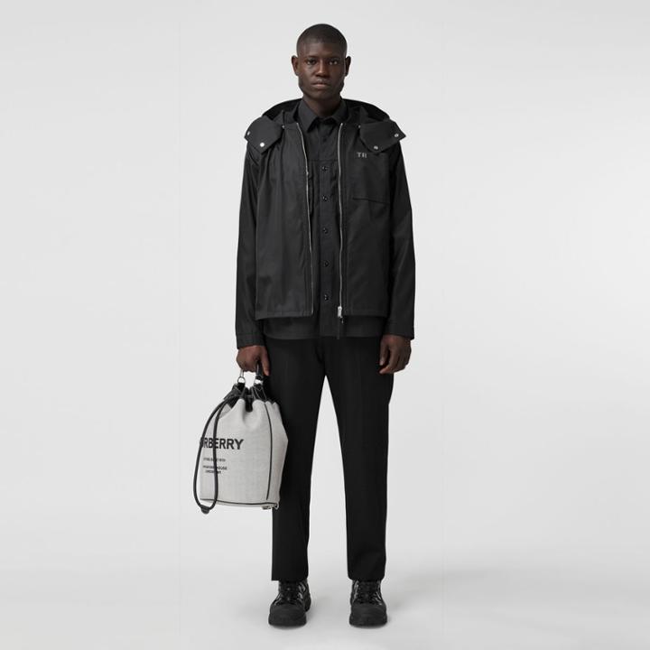 Burberry Burberry Detachable Hood And Sleeve Econyl Jacket, Size: M