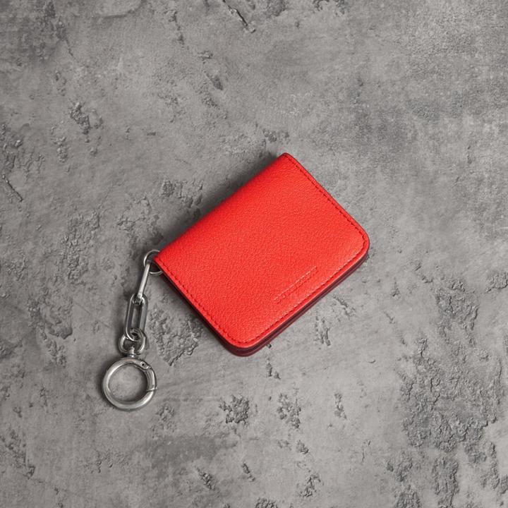 Burberry Burberry Link Detail Leather Id Card Case Charm, Red