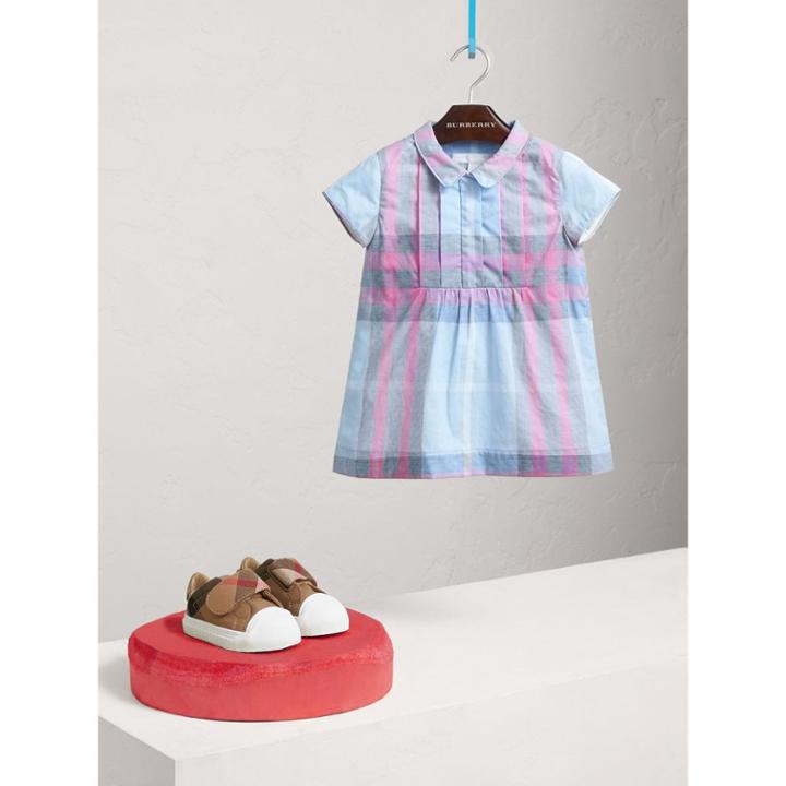 Burberry Burberry Pleated Bib Check Cotton Dress, Size: 2y