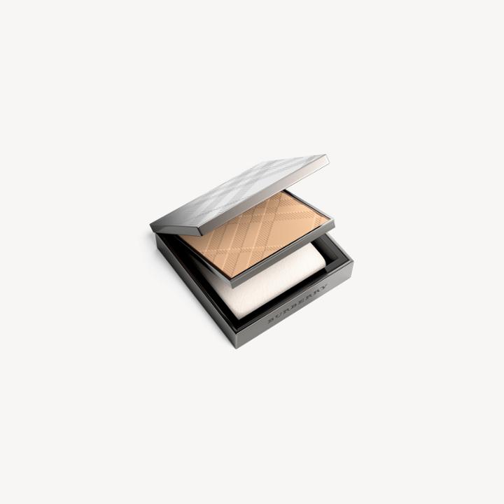 Burberry Burberry Fresh Glow Compact Foundation - Ochre Nude No.12