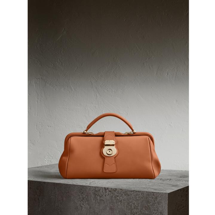 Burberry Burberry The Dk88 Bowling Bag, Beige