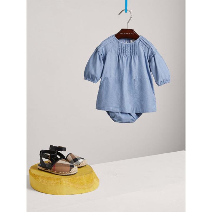 Burberry Burberry Pintuck Detail Chambray Dress With Bloomers, Size: 3m