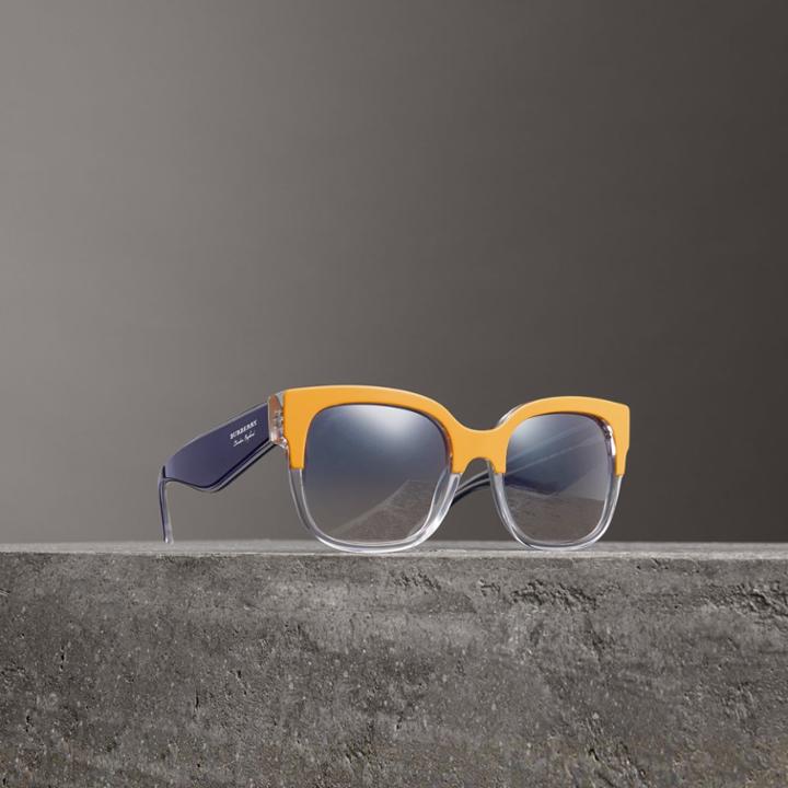 Burberry Burberry Two-tone Oversize Square Frame Sunglasses, Yellow