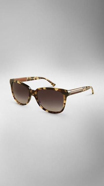 Burberry Wood Detail Square Sunglasses