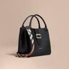 Burberry Burberry The Large Buckle Tote In Grainy Leather, Black