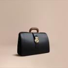 Burberry Burberry The Trench Leather Doctor's Bag, Black