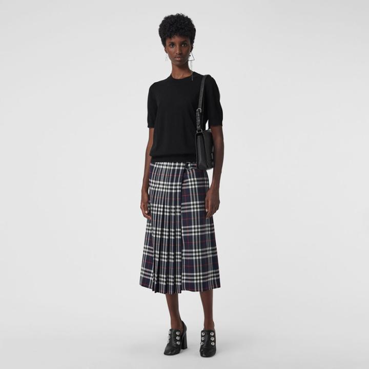 Burberry Burberry Crew Neck Merino Wool Sweater, Size: Xs, Black