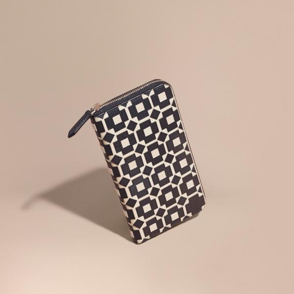Burberry Geometric Appliqu Leather Ziparound Wallet