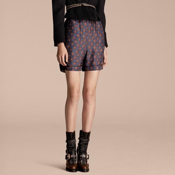 Burberry Scattered Geometric Tile Print Silk Pyjama-style Shorts