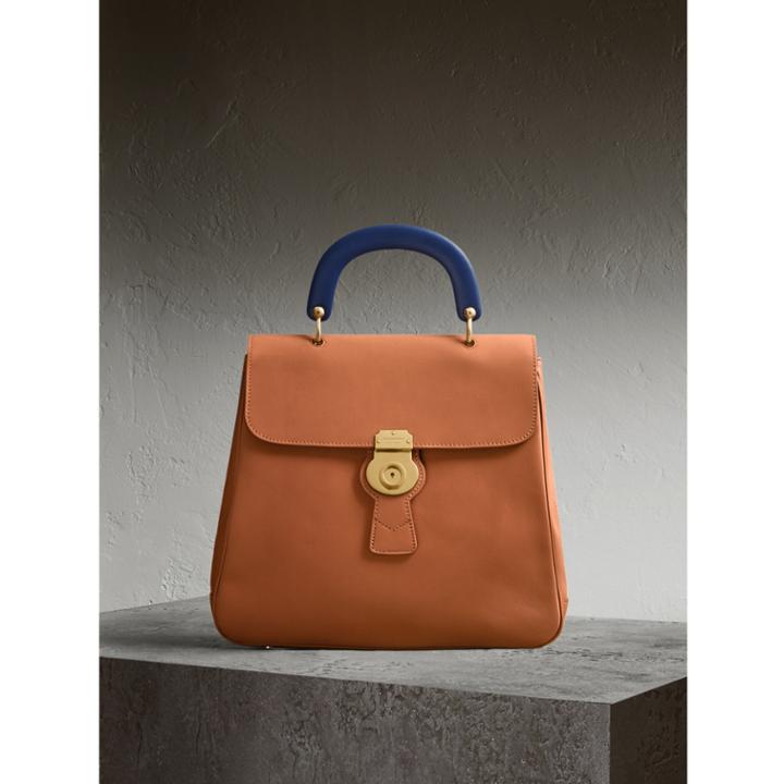 Burberry Burberry The Large Dk88 Top Handle Bag, Beige