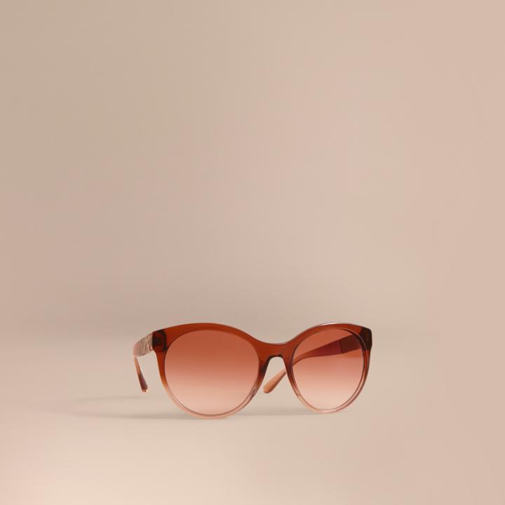 Burberry Burberry Check Detail Round Frame Sunglasses, Red