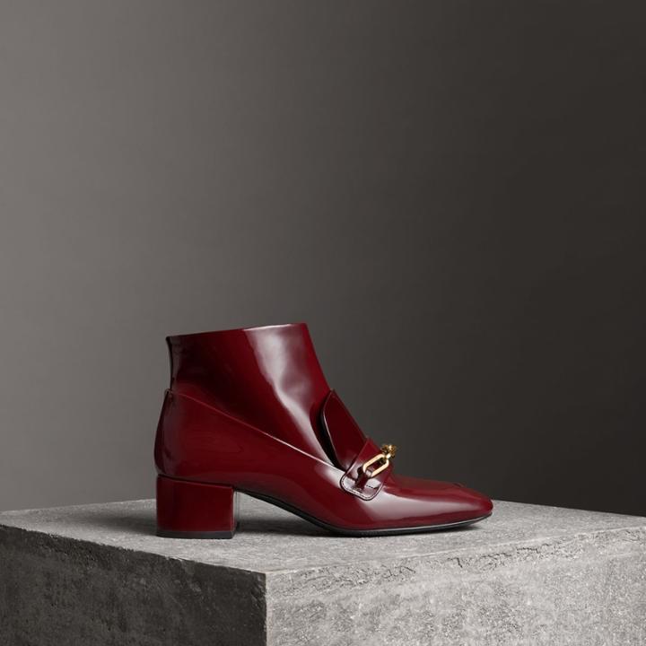 Burberry Burberry Link Detail Patent Leather Ankle Boots, Size: 38, Red